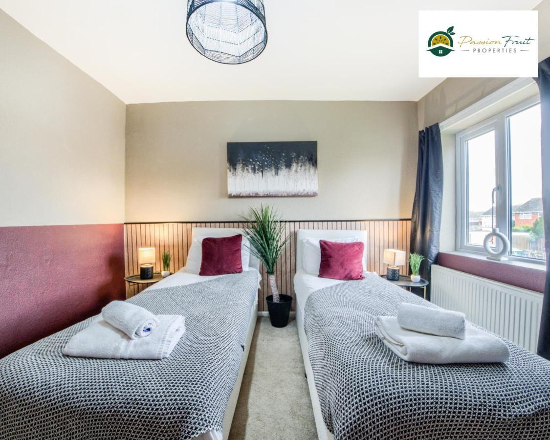 3 Bedroom House With 5 Beds House By Passionfruit Properties Near Coventry City Centre - Bcc Εξωτερικό φωτογραφία