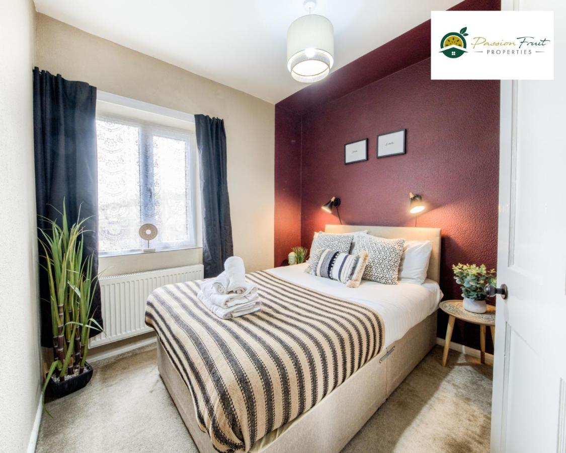 3 Bedroom House With 5 Beds House By Passionfruit Properties Near Coventry City Centre - Bcc Εξωτερικό φωτογραφία
